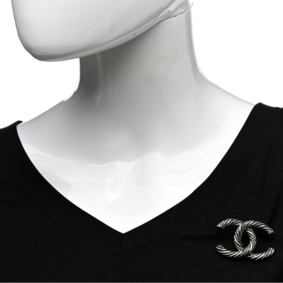 CHANELAuthentic Silver Ruthenium Twisted CC Brooch Luxury Pin Textured - Picture 10 of 11